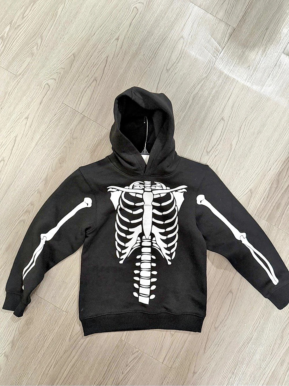 Denny's & Flower Skeleton Graphic Hoodie Size 5/6 NWT